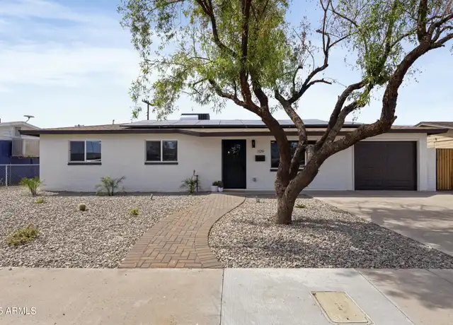 Property at 109 W Kinderman Dr, Avondale, AZ, 85323, 3 beds, 2 baths, [object Object]