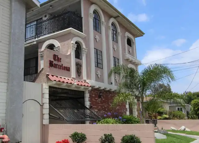 Property at 13105 Kornblum Ave Unit M, Hawthorne, CA, 90250, 1 bed, 1 bath, [object Object]