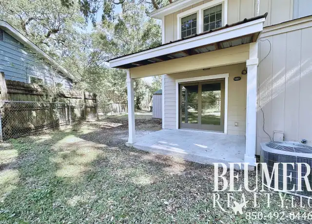 Property at 7215 Old Spanish Trail Rd, Pensacola, FL, 32514, 2 beds, 1.5 baths, [object Object]