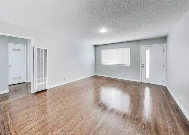 Property at 1005 62nd St Unit A, Oakland, CA, 94608, 2 beds, 1 bath, [object Object]