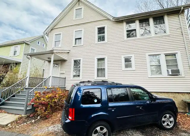 Property at 10 Maple Ave, Sea Cliff, NY, 11579, 2 beds, 1 bath, [object Object]