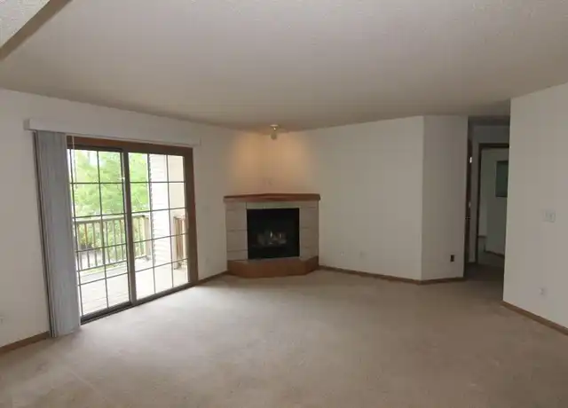 Property at 2882 Coral Ct #201, Coralville, IA, 52241, 2 beds, 1 bath, [object Object]