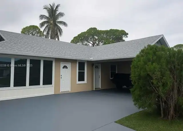 Property at 2425 Mohawk Ave, Fort Pierce, FL, 34946, 4 beds, 2 baths, [object Object]