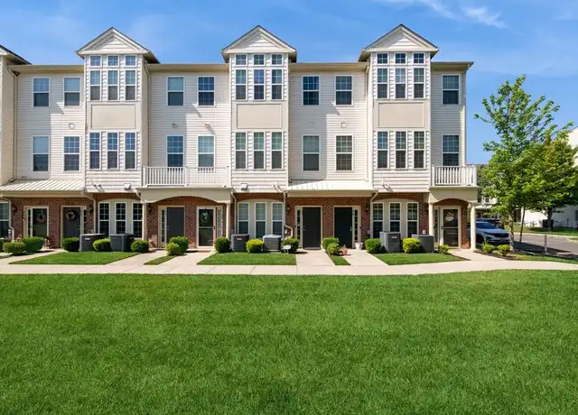 Property at 43 Kyle Dr, Tinton Falls, NJ, 07712, 2 beds, 2.5 baths, [object Object]