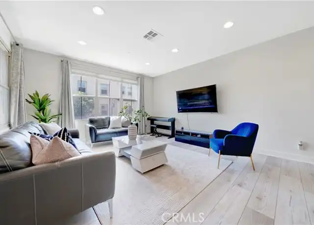 Property at 92 Capricorn, Irvine, CA, 92618, 2 beds, 2.5 baths, [object Object]