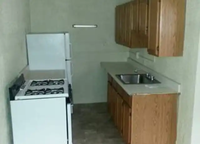 Property at 2319 W Michigan St, Milwaukee, WI, 53233, 1 bed, 1 bath, [object Object]