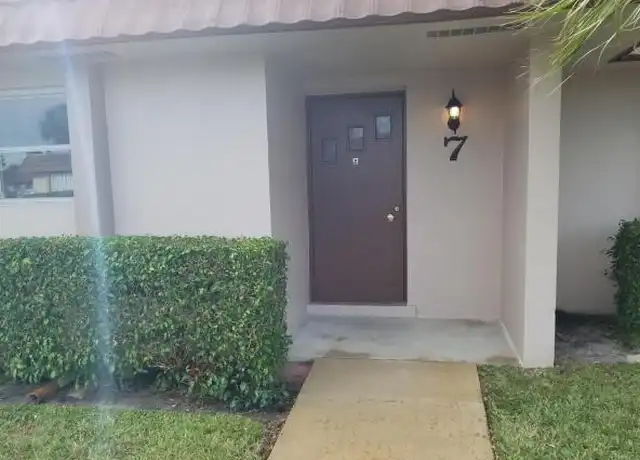 Property at 5725 Fernley Dr E #7, West Palm Beach, FL, 33415, 2 beds, 1 bath, [object Object]