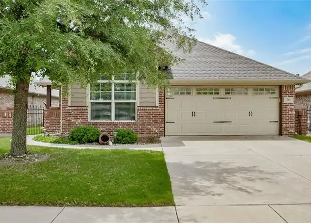 Property at 202 Captains Ct, Granbury, TX, 76049, 3 beds, 2 baths, [object Object]
