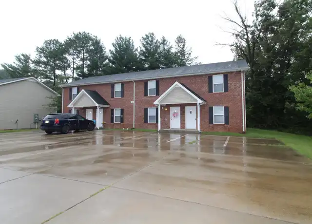 Property at 507 Peachers Ridge Rd Unit B, Clarksville, TN, 37042, 2 beds, 1.5 baths, [object Object]
