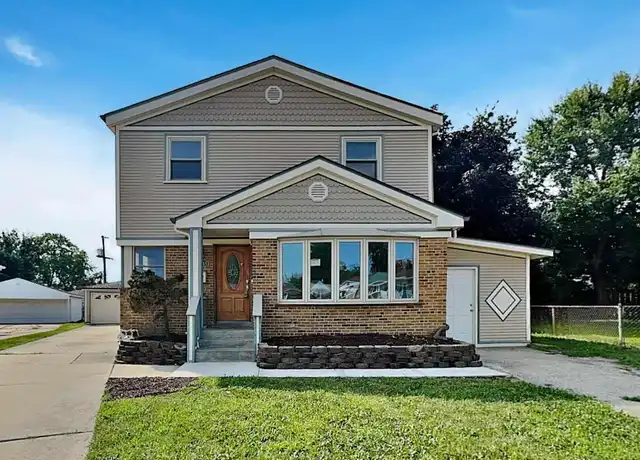 Property at 11145 Boeger Ct, Westchester, IL, 60154, 3 beds, 1.5 baths, [object Object]