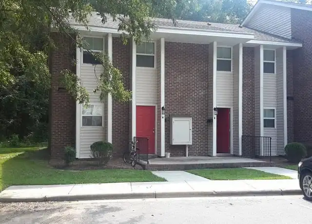 Property at 579 Winding Creek Rd Unit A, Fayetteville, NC, 28305, 2 beds, 1.5 baths, [object Object]