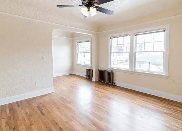 Property at Adelle Apartments - 761 SW Vista Ave, Portland, OR, 97205, 0 beds, 1 bath, [object Object]