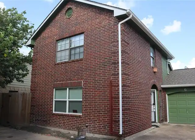 Property at 6 Regency Ln, Houston, TX, 77088, 2 beds, 2 baths, [object Object]