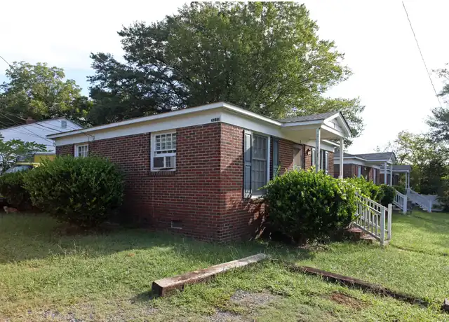 Property at 3235 Ross Ave, Charlotte, NC, 28208, 2 beds, 1 bath, [object Object]