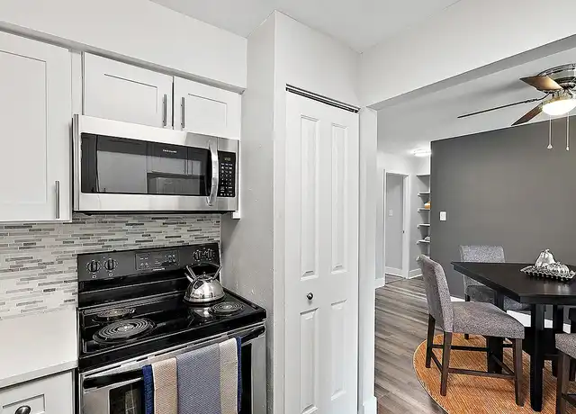 Property at Residences On Penn - Riverview, MI - 15027 Brookview Dr, Riverview, MI, 48193, 1-2 bed, 1 bath, [object Object]