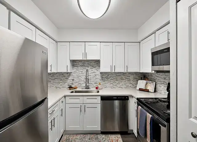 Property at Residences On Penn - Riverview, MI - 15027 Brookview Dr, Riverview, MI, 48193, 1-2 bed, 1 bath, [object Object]