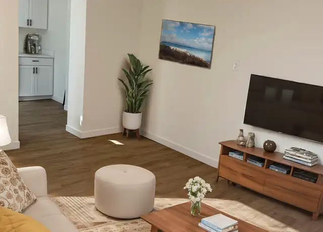 Property at 2422 W Vermijo Ave Unit 6, Colorado Springs, CO, 80904, 1 bed, 1 bath, [object Object]