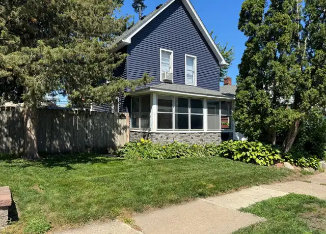 Property at 304 10th Ave S, South Saint Paul, MN, 55075, 3 beds, 1 bath, [object Object]