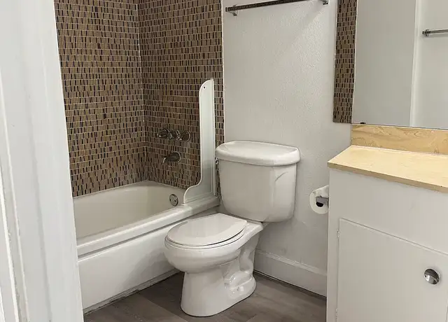 Photo of 2580 E Tahquitz Canyon Way, Palm Springs, CA 92262