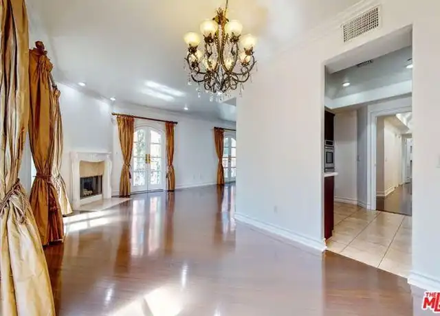 Property at 353 S Reeves Dr #302, Beverly Hills, CA, 90212, 3 beds, 4 baths, [object Object]