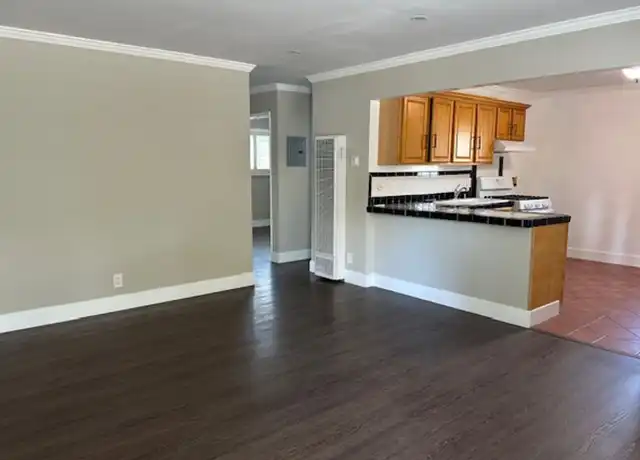 Property at 175 W Linden Ct Unit B, Burbank, CA, 91502, 2 beds, 1 bath, [object Object]