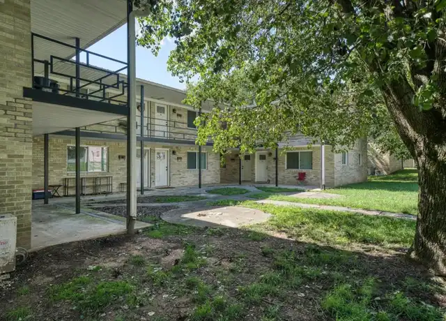 Property at 335 Clover Ave Unit 10, Cookeville, TN, 38501, 1 bed, 1 bath, [object Object]