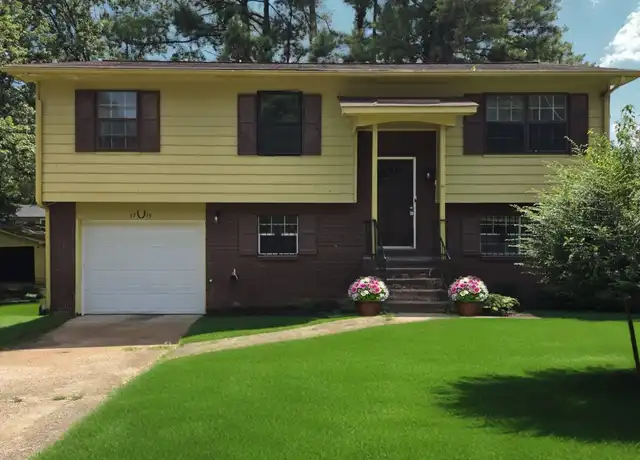 Property at 3719 Steadman Dr NW, Huntsville, AL, 35810, 4 beds, 2 baths, [object Object]