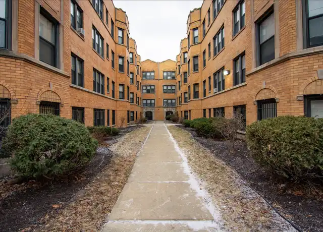 Property at 224 N Pine Ave Unit 3N, Chicago, IL, 60644, 3 beds, 1.5 baths, [object Object]