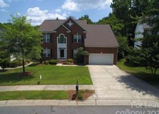 Photo of 10819 Wilklee Dr, Charlotte, NC 28277