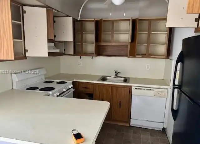 Property at 2029 NW 46th Ave Unit E406, Lauderhill, FL, 33313, 1 bed, 1.5 baths, [object Object]