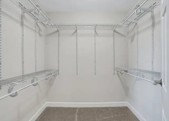 Photo of 4949 Battery Ln, Bethesda, MD 20814