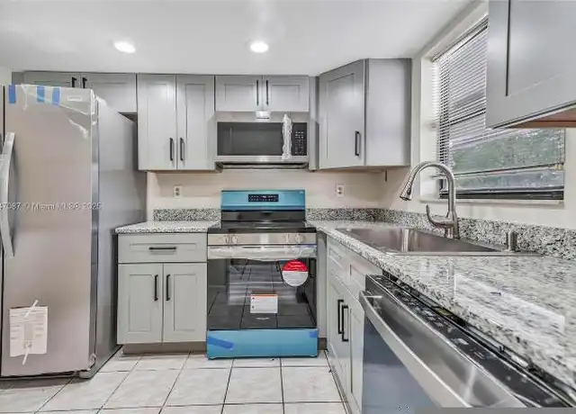 Property at 6020 Shaker Wood Cir, Tamarac, FL, 33319, 2 beds, 2 baths, [object Object]