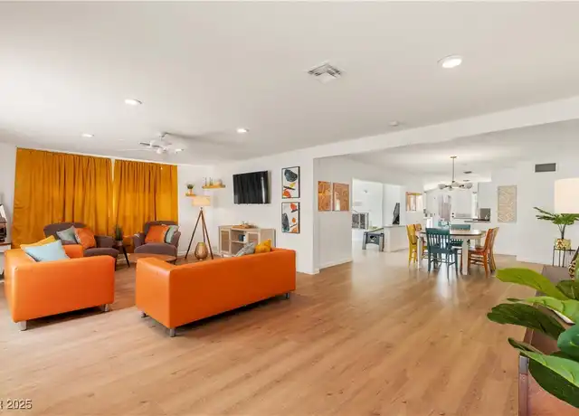Property at 1013 Francis Ave, Las Vegas, NV, 89104, 3 beds, 2 baths, [object Object]