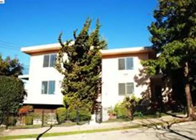 Property at 3701 Park Blvd Unit B, Oakland, CA, 94610, 2 beds, 2 baths, [object Object]