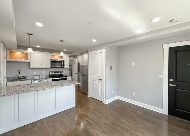 Property at 468 Salem St Unit 3, Malden, MA, 02148, 1 bed, 1 bath, [object Object]