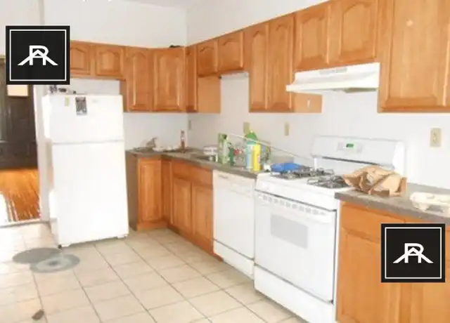 Property at 1907 Beacon St Unit 1F, Brookline, MA, 02445, 2 beds, 1 bath, [object Object]
