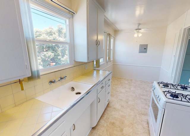 Photo of 4123 Ocean View Blvd, Montrose, CA 91020