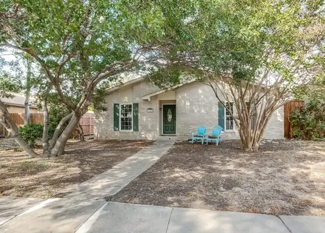 Property at 905 Arbor Downs Dr, Plano, TX, 75023, 3 beds, 2 baths, [object Object]