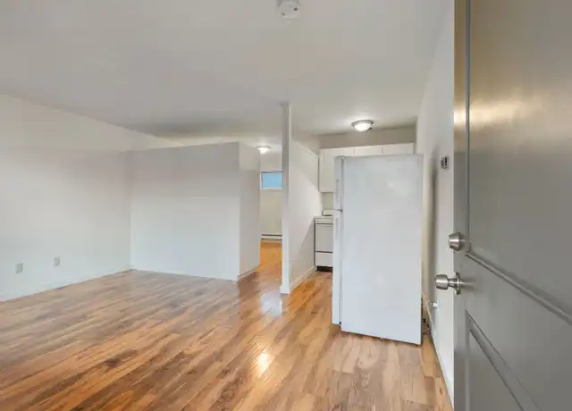 Property at 5227 Brooklyn Ave NE Unit 5233-4, Seattle, WA, 98105, 0 beds, 1 bath, [object Object]