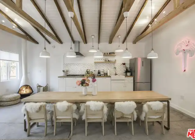 Property at 718 Vernon Ave, Venice, CA, 90291, 1 bed, 1 bath, [object Object]