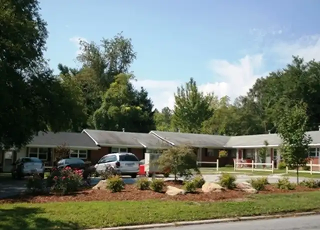 Property at 404 Hebron Rd Unit 1, Hendersonville, NC, 28739, 2 beds, 1 bath, [object Object]