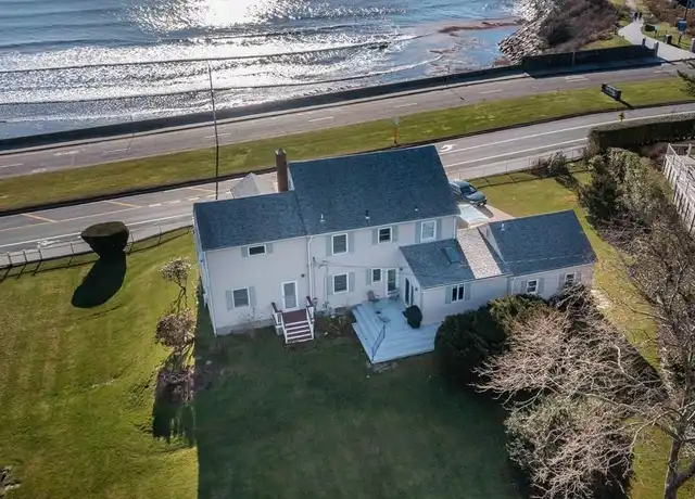 Property at 132 Memorial Blvd, Newport, RI, 02840, 4 beds, 3 baths, [object Object]