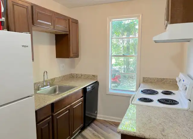 Property at 4000 W Florida St Unit 8, Mandeville, LA, 70448, 3 beds, 2 baths, [object Object]