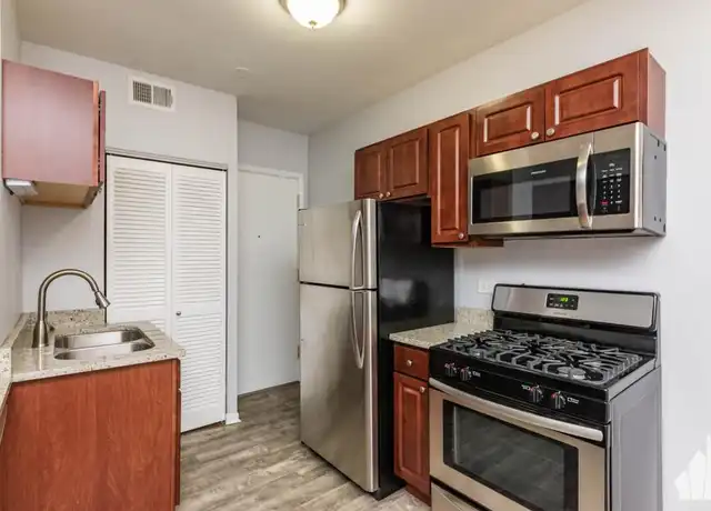 Property at 3708 N Sheffield Ave Unit 3708-407, Chicago, IL, 60613, 1 bed, 1 bath, [object Object]