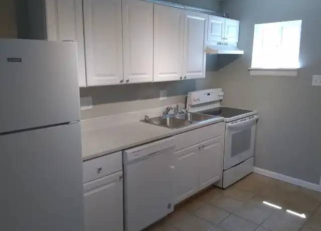 Property at 608 Alcazar St SE Unit C, Albuquerque, NM, 87108, 2 beds, 1 bath, [object Object]