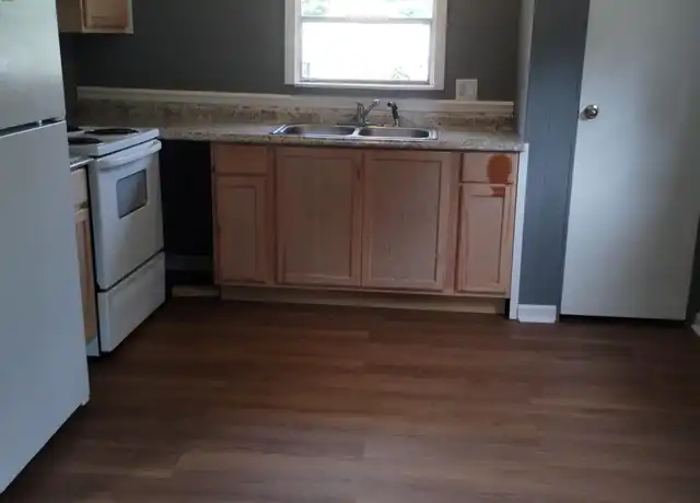 Property at 76 3 Oaks Path, Dallas, GA, 30157, 2 beds, 1 bath, [object Object]