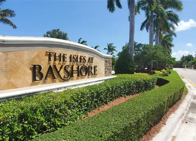 Property at 22631 SW 88th Pl Unit 11-18, Cutler Bay, FL, 33190, 3 beds, 2.5 baths, [object Object]