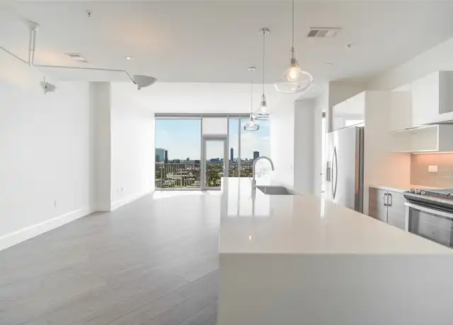 Property at 3333 Lake St Unit 23B, Houston, TX, 77098, 1 bed, 1 bath, [object Object]