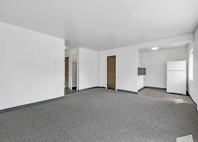 Property at **1 MONTH FREE RENT On Select Units ** Centrally Located Studio & 1bdrm Apartments w/ Sweeping Views - 2174 NW Davis St, Portland, OR, 97210, 0-1 beds, 1 bath, [object Object]
