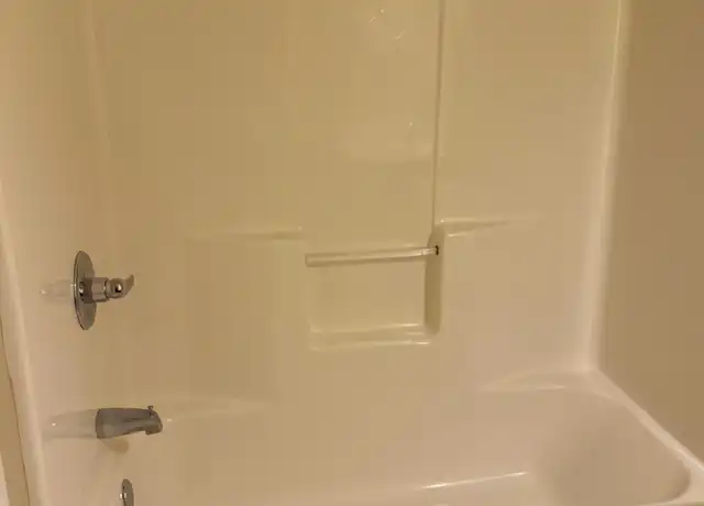 Property at 2008 Millenium Pl #107, Johnson City, TN, 37604, 3 beds, 2 baths, [object Object]
